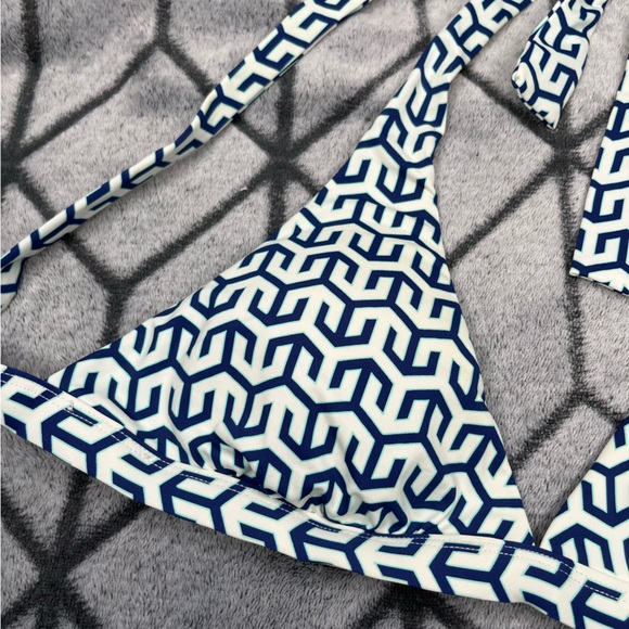 J. McLaughlin Patterned Navy Turquoise Malibu Halter  Bikini Top W - Picture 2 of 5